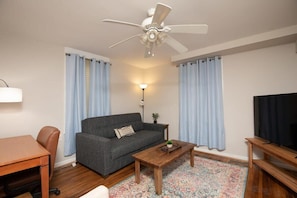 Living area with Queen Pullout Sofa