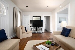 Living room area with SmartTV for streaming