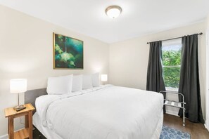 Minimalist Bedroom with outside view