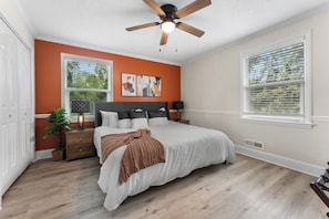 King Bedroom with Bathroom Access