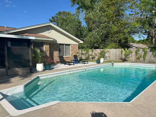Pool