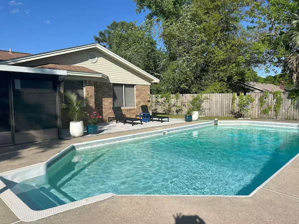Pool