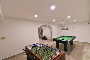Game room