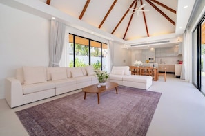 Anchan - 4 BR Signature Pool Villa (958)
