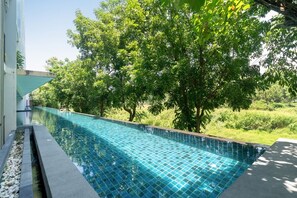 Zcape X2 Condominium - 1 Bedroom Studio (C) (1619)