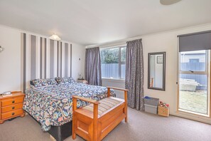 Bedroom2