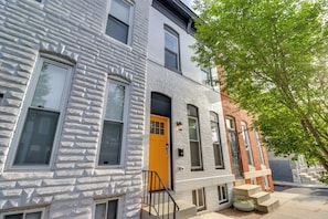 Townhome Exterior | 3-Story Property