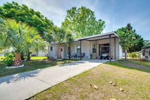 House Exterior | Golf Cart | Front Porch