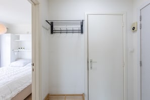 Entrance / Reception