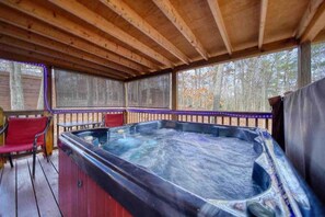 Bain à remous intérieur