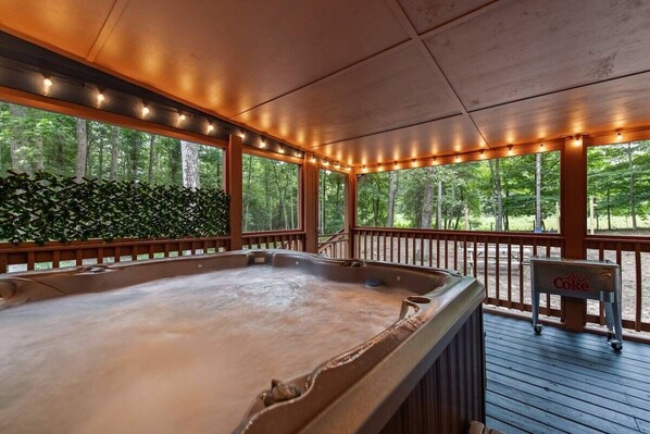 Bain à remous extérieur