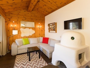 Design Intérieur, Bois, Plafond, Meubles, Pièce, Éclairage, Domicile, Luminaire, Tache De Bois, Salon