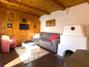 Furniture, Interior Design, Wood, Flooring, Room, Ceiling, Floor, Couch, Living Room, Lighting