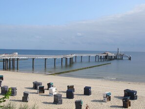 Sky, Body Of Water, Sea, Coast, Coastal And Oceanic Landforms, Horizon, Shore, Pier, Ocean, Beach