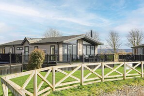 Henry Bolckow Lodge, Great Ayton - Host & Stay