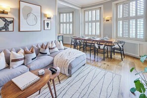 Brunswick Place Apartment, Brighton and Hove - Host & Stay