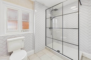 Dame Alice Street, Bedford - Host & Stay