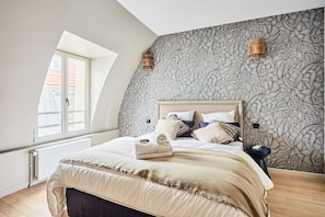 Chambre 2 avec lit queen size