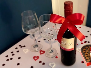 Ready for you to find upon arrival!❤️To be Booked Online Prior to your Arrival.