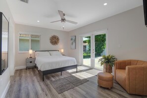 Rest in comfort with natural light by day, or wind down with a movie in bed.