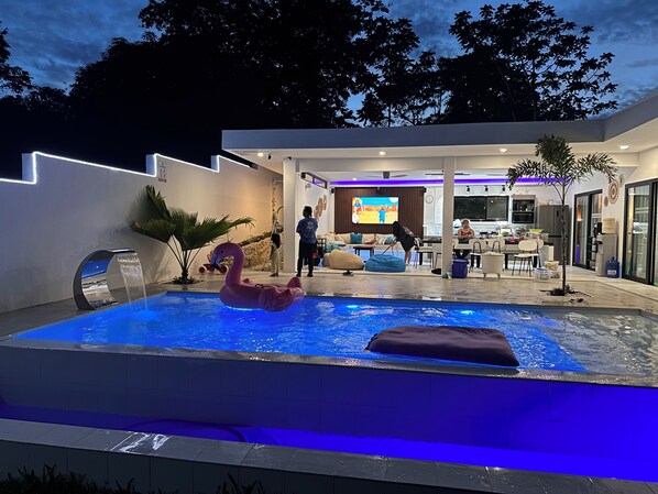 Pool