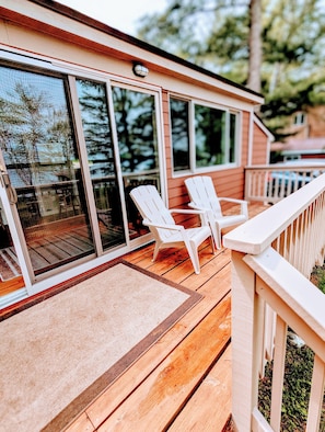 Enjoy the large deck with family & friends! Take advantage of the new grill!