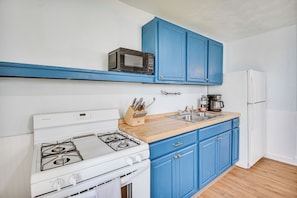 Kitchen | Single-Story Apartment | Drip Coffee Maker | Cooking Basics