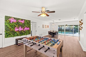 Spielezimmer