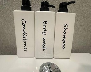 Équipements de salle de bain