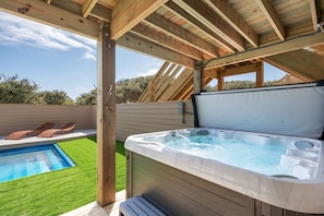 Bain à remous extérieur