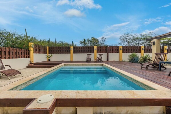 Villa Rosa ~ Peaceful & Cozy 3BR2BA w/PrivatePool! (27519)