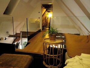 Ferienwohnung Violette - Zentrale Maisonette mit Garten und Ausblick