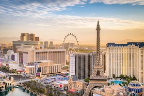 Las Vegas Attractions – 10 Minutes Away
