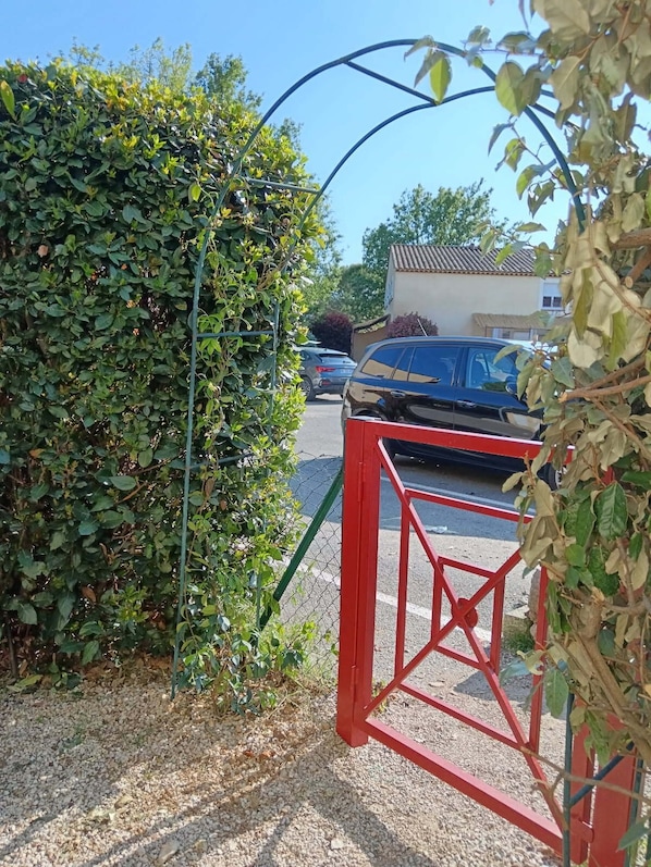 Enceinte de l’hébergement