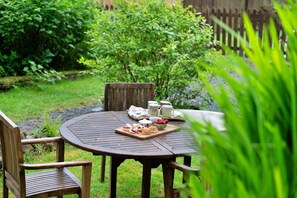 Garden [summer]
