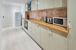Blatchington Road, Brighton and Hove - Host & Stay
