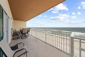 4 Crystal Shores West 208 Balcony