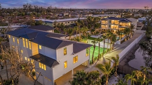 Twilight - Aerial Drone - The Siesta Estate - Endless Amenities - Sleeps 36