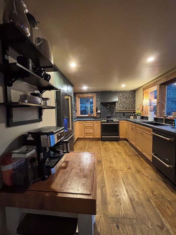 Private kitchen