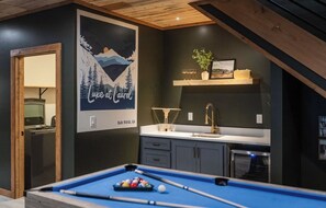 Spielezimmer