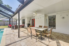 Covered Patio | Outdoor Dining Area