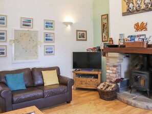 Living room/dining room | Rallt Cottage, Capel Coch