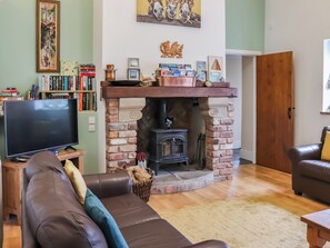 Living room/dining room | Rallt Cottage, Capel Coch