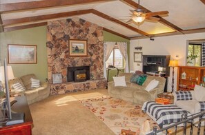 Living room large with vaulted ceiling. 
