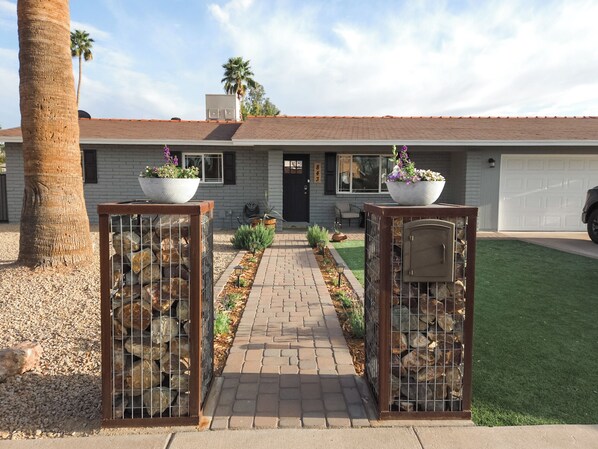Entrance to Moon Valley Casa