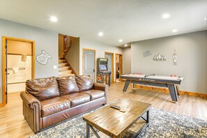 Spielezimmer