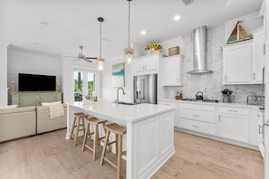 Kitchen with Breakfast Bar