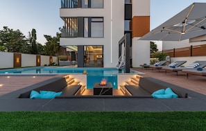 pool