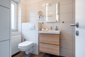 modernes Tageslichtbad