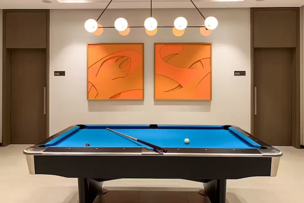 Spielezimmer